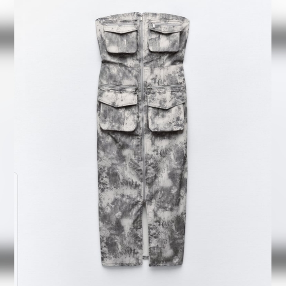 Fitted Cargo Dress in Print - Picture 7 of 15